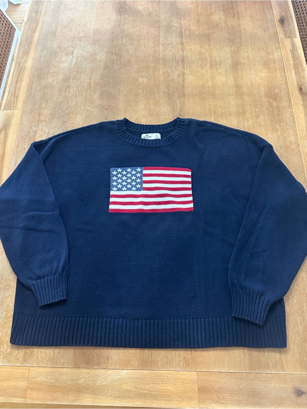 Hollister Women’s Navy Crewneck Sweater with American Flag Patch Sz XL